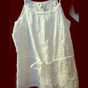 Eyelet top