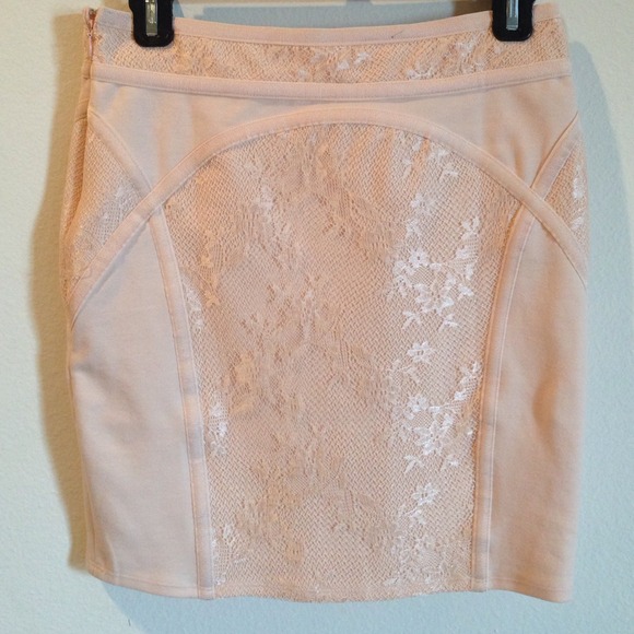 🌟HOST PICK🌟Free People tight pink Lacy skirt! - Picture 2 of 3