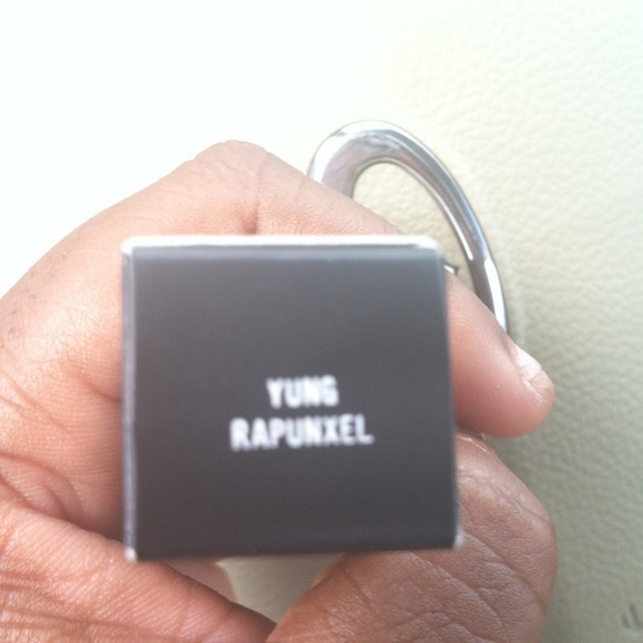 💄💄SOLD💄💄 LE MAC Yung Rapunxel