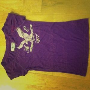 American eagle tshirt