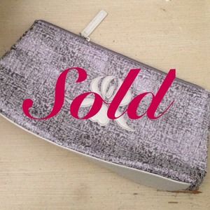 ❌SOLD❌Cosmetic bag