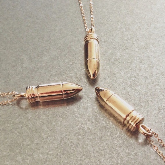 Jewelry - Bullet necklace