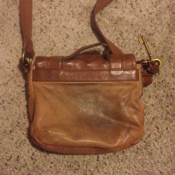 Genuine Leather Fossil satchel. - Picture 4 of 4