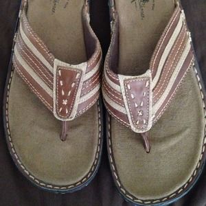 Brand new Men's flip flops