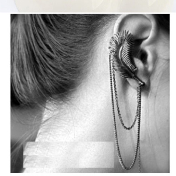 (SOLD) Feather Leaf Tassels Dangle Ear Cuff