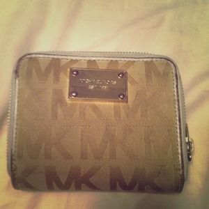 Michael Kors wallet