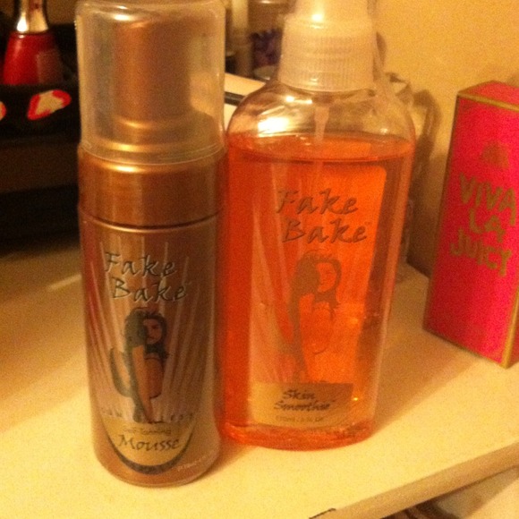 ❌TRADED❌Fake Bake skin smoothie & Tanning mousse - Picture 1 of 2