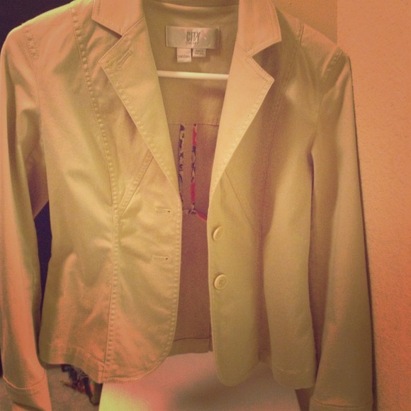 SOLD!!! DKNY tan blazer petite
