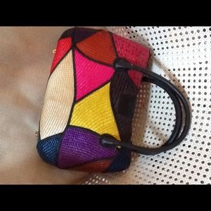 Vintage multi color straw handbag