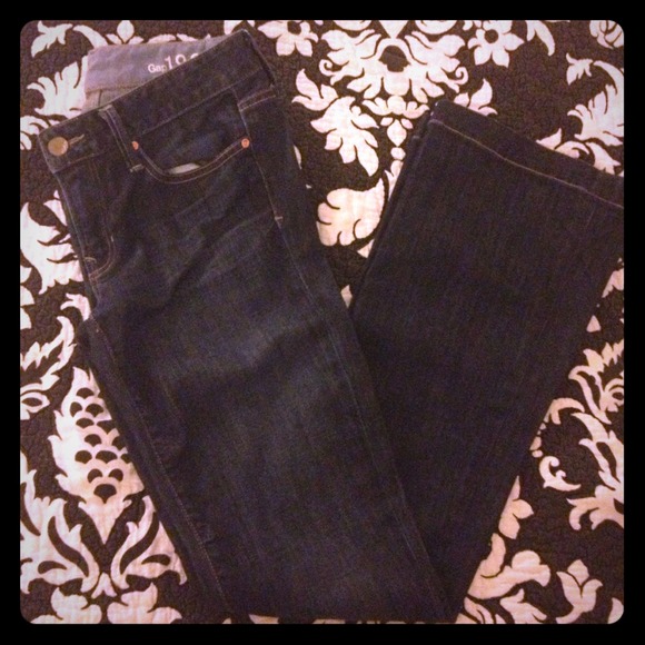 SOLD! Gap Long and Lean jeans