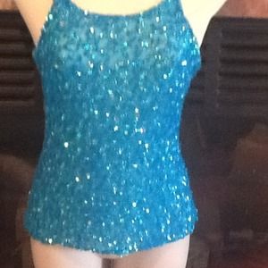 Sequin tank