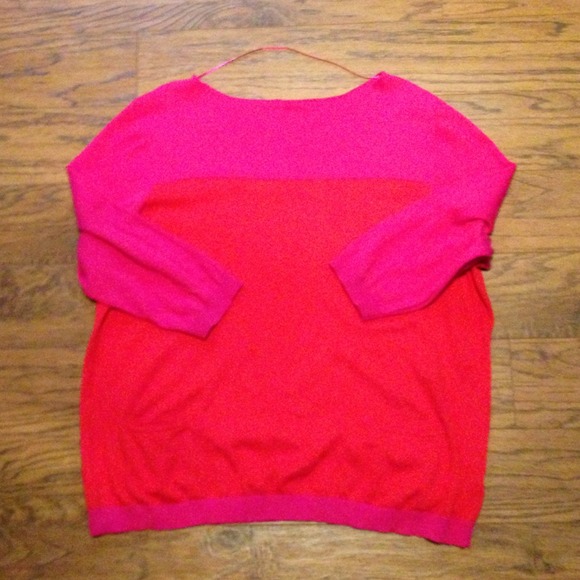 🚫SOLD IN BUNDLE🚫Hot Pink and Coral  Sweater! 2X - Picture 2 of 2