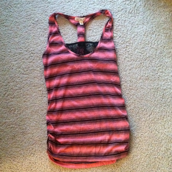 💢Sold in bundle💢Tank top
