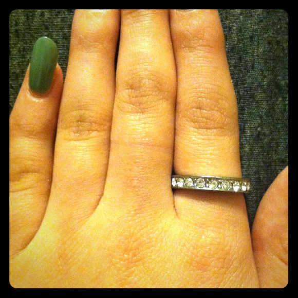 Crystal ring - Picture 1 of 1