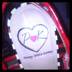 Penny loves Kenny