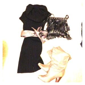 Cowlneck short sleeve sweater dress