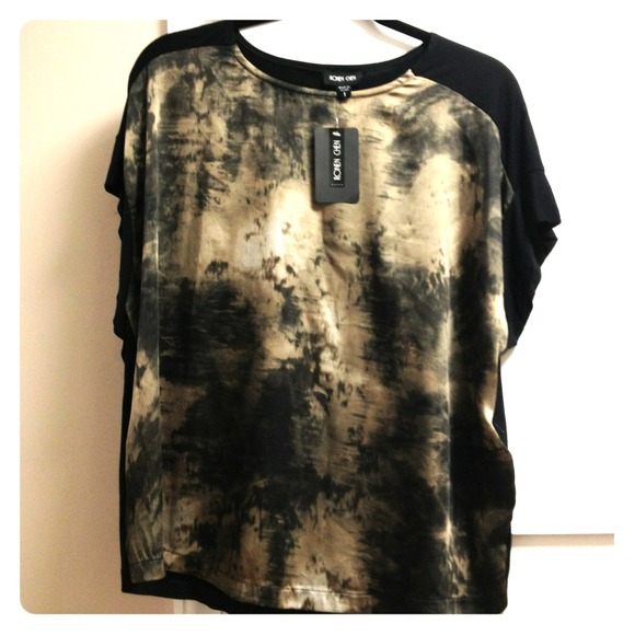 SOLD in BUNDLE to @ehol1416 NWT Ronen Chen T