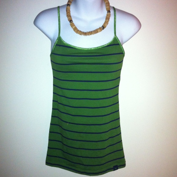 Sold Aeropostale Tank Top & vintage necklace!