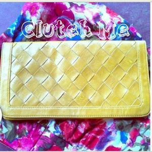 Mustard yellow lulu townsend clutch