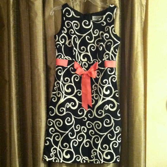 🌹reduced🌹Jessica Howard black & white dress💚