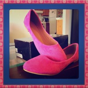NEW-Super cute pink flats