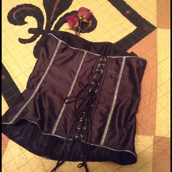 SOLDXXXXXXXXFredrick's of Hollywood Corset wit - Picture 2 of 3