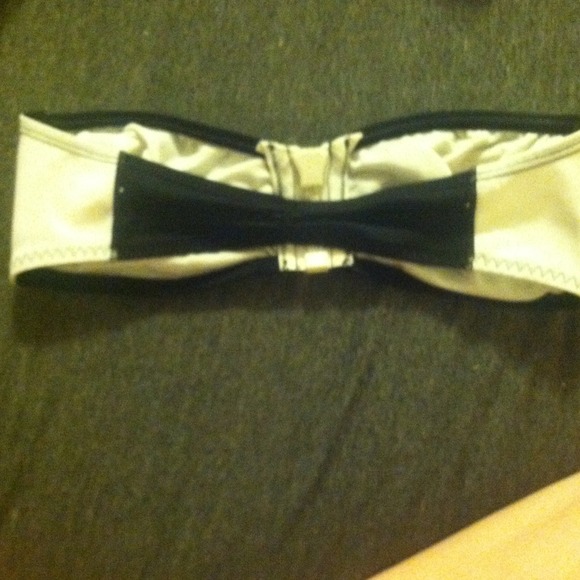 Bikini top - Picture 2 of 2