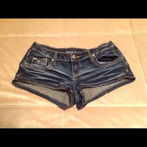 Star denim shorts (((((SOLD))))))