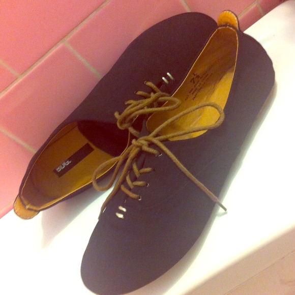 Oxfords bought from Urban outfitters (BDG) black.