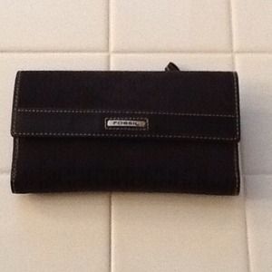 Fossil wallet