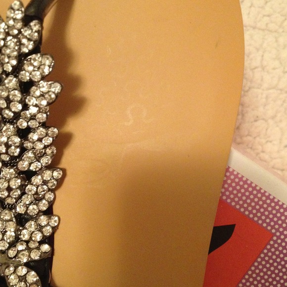 Gc sandal, wore once - Picture 3 of 4
