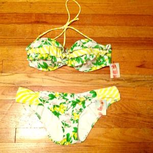 Victoria Secret Bikini. Brand New. Never Worn.