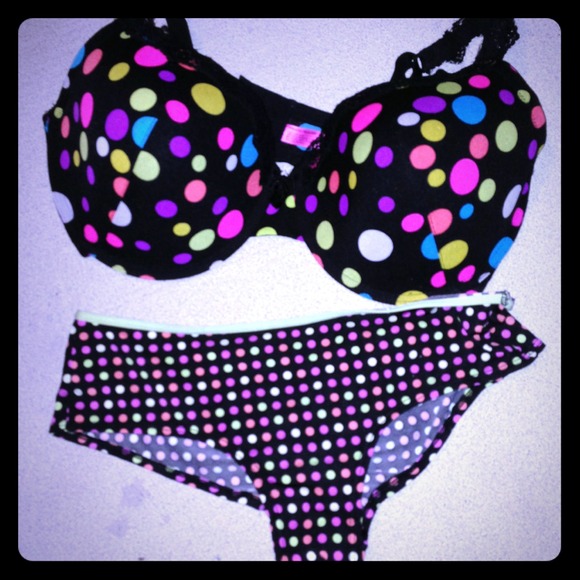 Bra size 38DD 42DD DD