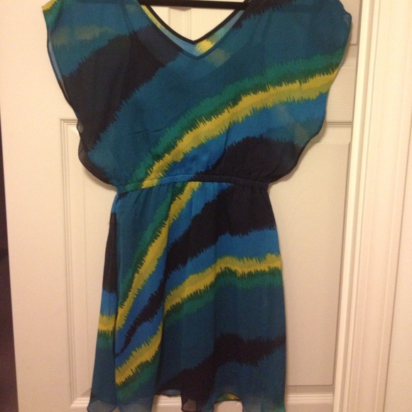 Express dress - Picture 2 of 2