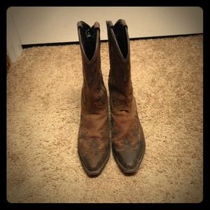 ✂Reduced✂ Vintage cowgirl boots! Only worn twice!