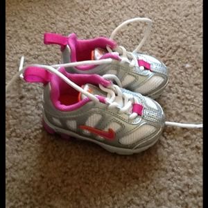 Baby girl Nike like new