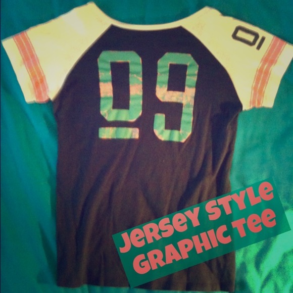 •SOLD• Jersey Style V-Neck Tee