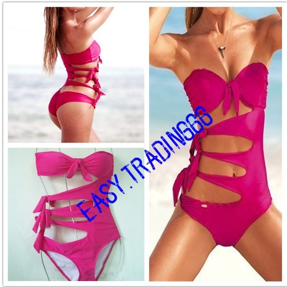 SOLD!!!!! BNWT Black swimming suit size S - Picture 1 of 4