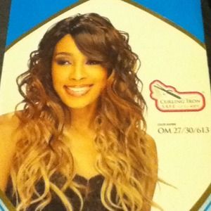 Invisible Part Bently Wig