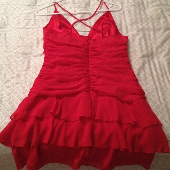 Gorgeous RED evening Dress - Picture 2 of 3