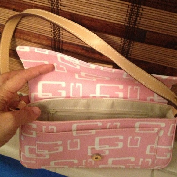 Handbag - Picture 2 of 2