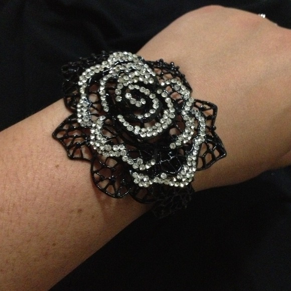 Black W/ Jewels Flower Bracelet