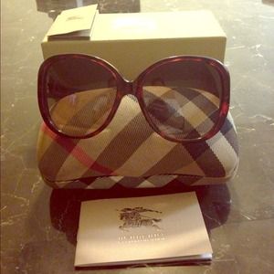 Burberry Sunglasses Like New