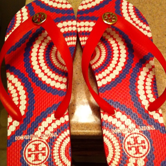 Tory Burch Shoes - Tory Burch authentic flip flops💯
