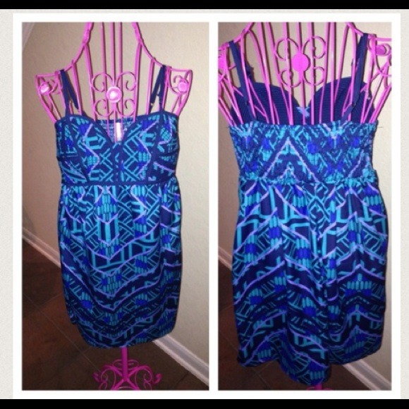 Cute summer dress - Picture 2 of 2