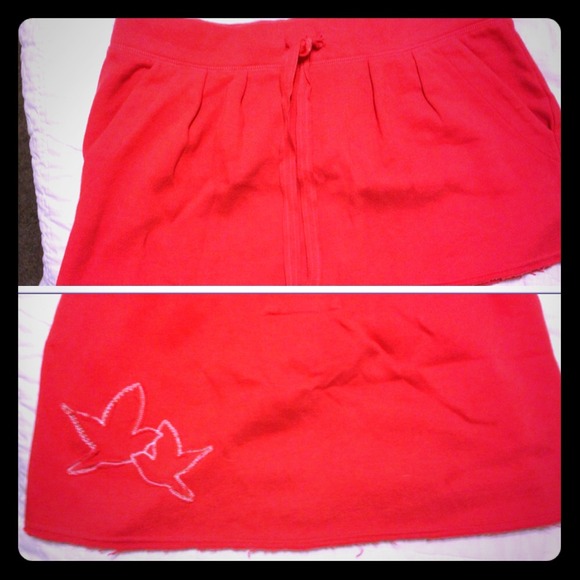 American Eagle cotton skirt.