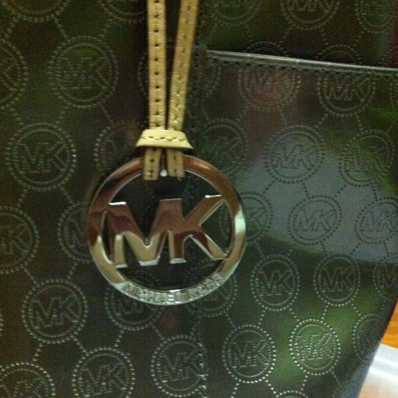 Possible trade - Picture 3 of 3