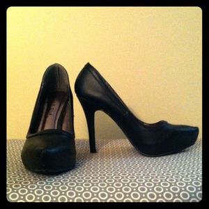 Black stiletto heels