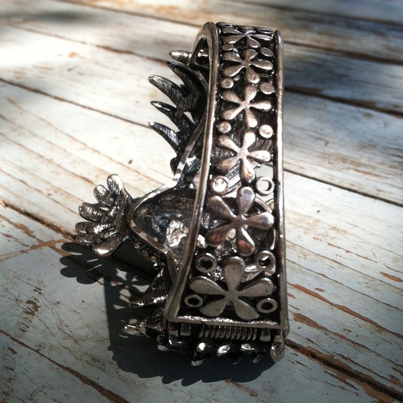 Bracelet - Picture 2 of 3