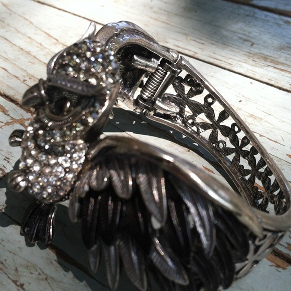 Bracelet - Picture 3 of 3